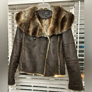 MontanaCo Women’s Faux Leather Faux Fur jacket. Size Small